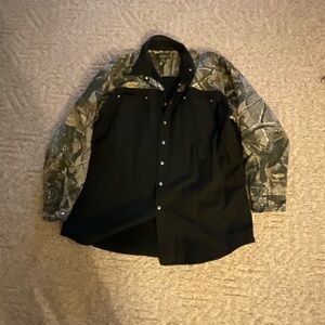 Red head like new fleece lined shirt